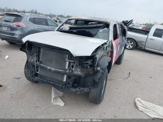 5TFAX5GN8LX169984 Toyota Tacoma Sr