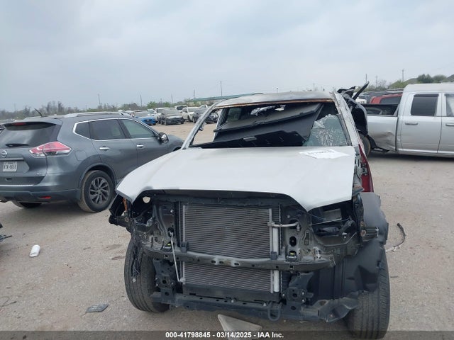 5TFAX5GN8LX169984 Toyota Tacoma Sr