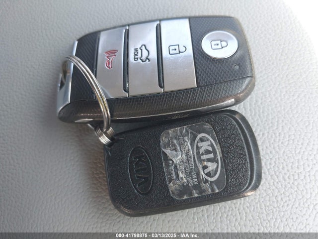 KIA OPTIMA EX 2016 5XXGU4L3XGG098687 Image 11