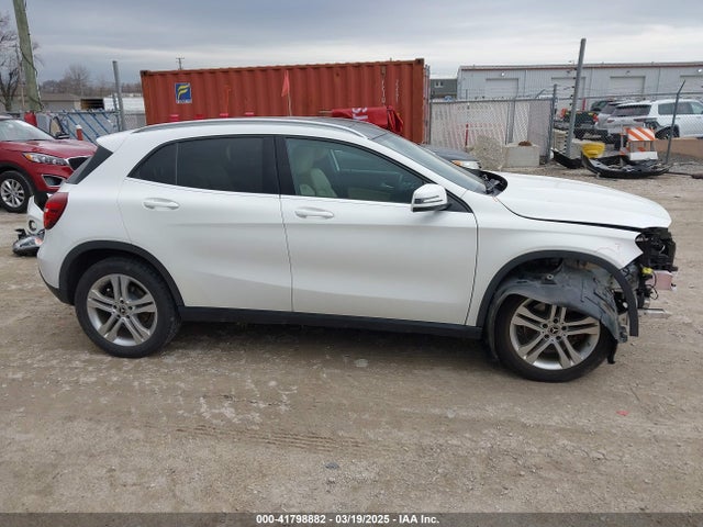 WDCTG4GB5KU019088 Mercedes-Benz Gla 250 4matic