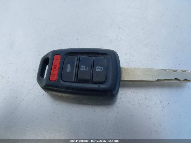 1HGCR2F38HA140773 Honda ACCORD LX