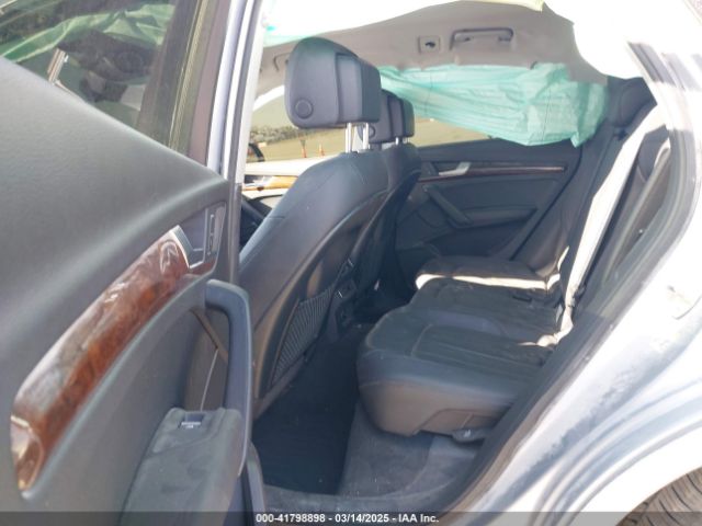 WA1ANAFY4J2118996 Audi Q5 2.0t Premium/2.0t Tech Premium