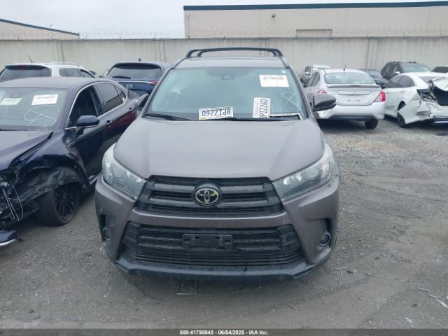5TDKZRFH8KS574152 Toyota Highlander Se