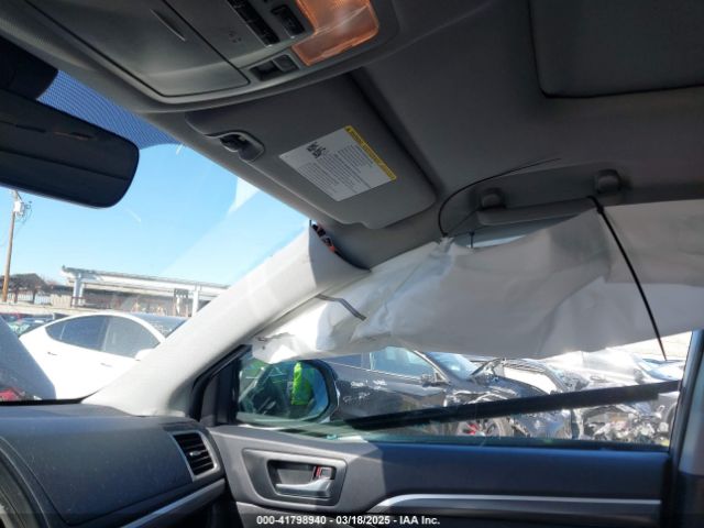 5TDKZRFH8KS574152 Toyota Highlander Se