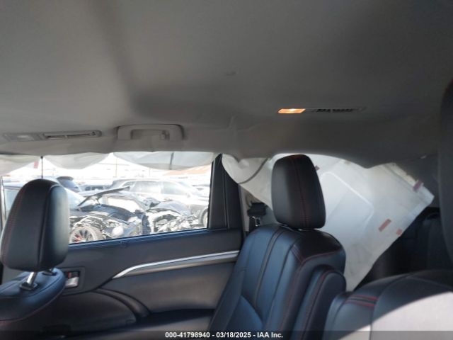 5TDKZRFH8KS574152 Toyota Highlander Se