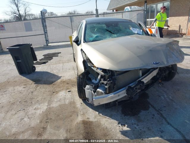 2021 KIA K5 5XXG34J28MG039436