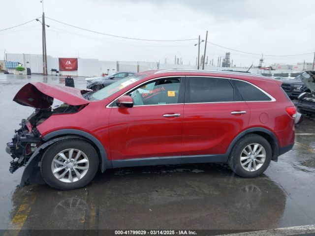 5XYPG4A52JG357607 KIA Sorento 3.3l Lx