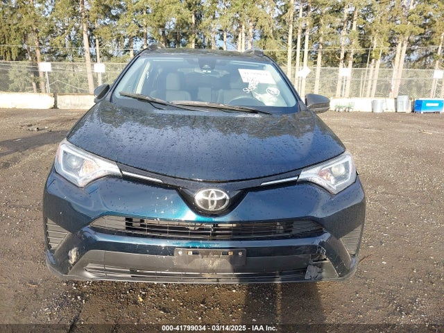 JTMZFREV4HJ126009 Toyota RAV4 LE