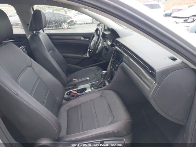 1VWMA7A31LC014540 Volkswagen Passat 2.0t R-line