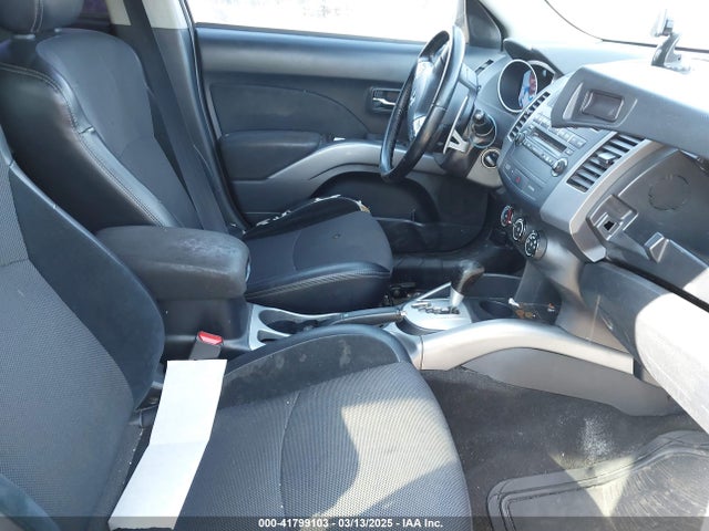2012 MITSUBISHI OUTLANDER JA4AS3AW4CU028233 Photo 4