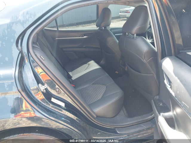 4T1B11HK5JU575265 Toyota CAMRY SE
