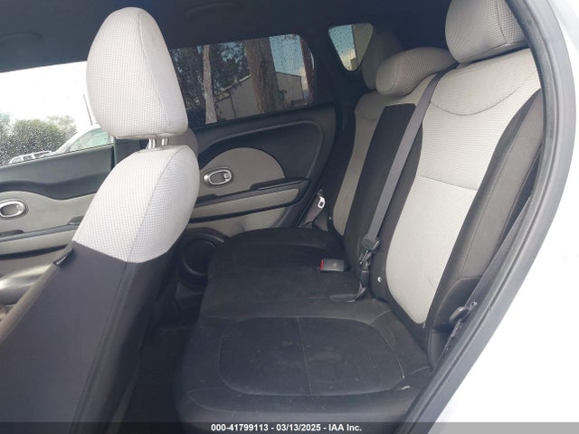 KNDJN2A25G7854758 KIA Soul