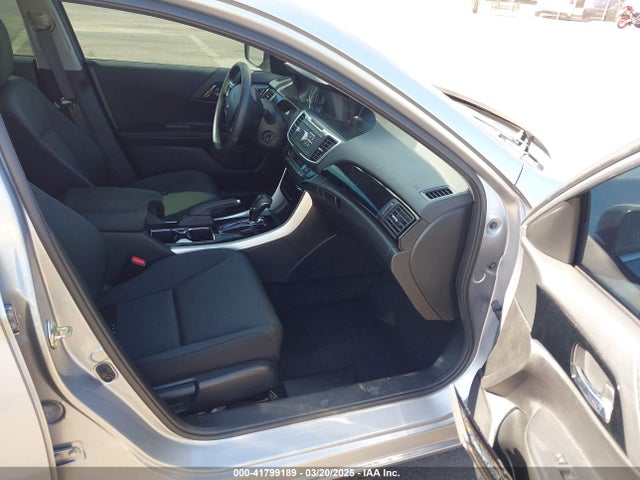 1HGCR2F32HA131793 Honda k24w1