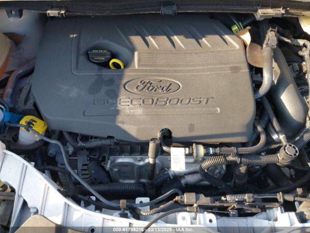 1FMCU0GD8JUA24563 Ford ESCAPE SE