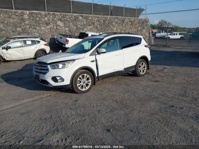 1FMCU0GD8JUA24563 Ford ESCAPE SE