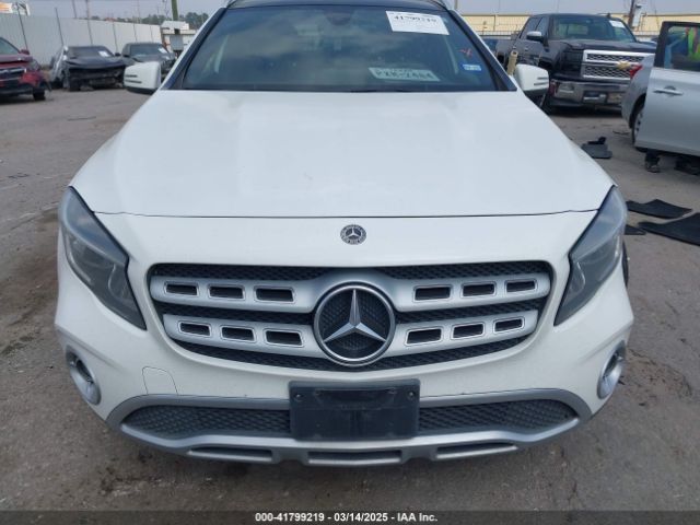 WDCTG4EBXJJ491239 Mercedes-Benz GLA 250
