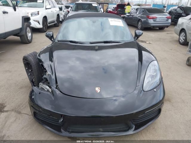 WP0CA2A84JS210262 Porsche 718 Boxster