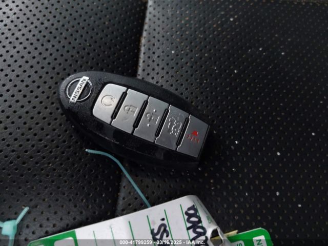 JN8AT2MT8KW255947 Nissan ROGUE SV