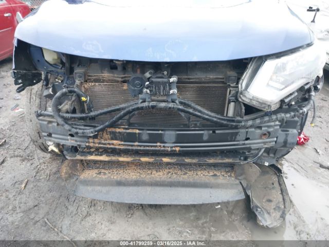JN8AT2MT8KW255947 Nissan ROGUE SV