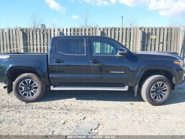 3TYCZ5AN0NT066728 Toyota Tacoma Trd Sport