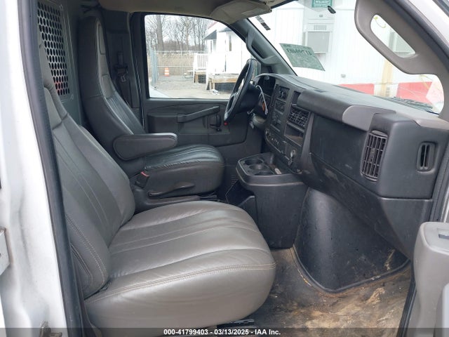 1GCWGAFF9H1126094 Chevrolet Express 2500 Work Van