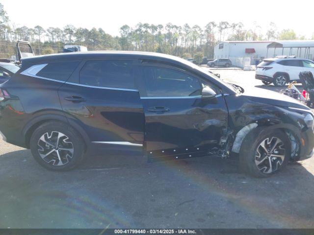 5XYK33DF8SG301564 KIA Sportage Ex