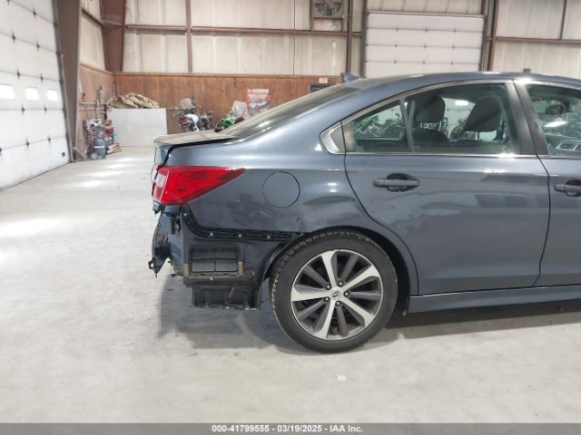 4S3BNAN61H3038702 Subaru Legacy 2.5i Limited