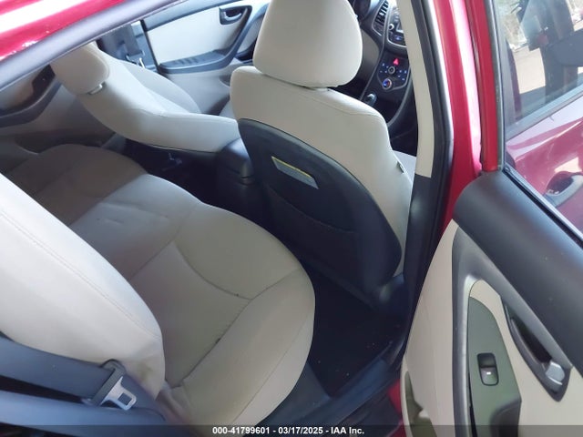 KMHDH4AE0GU531726 Hyundai ELANTRA SE