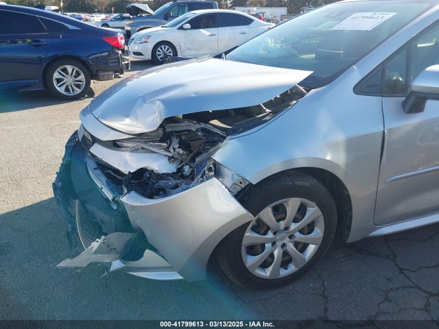 JTDEPRAE5LJ065182 Toyota COROLLA LE