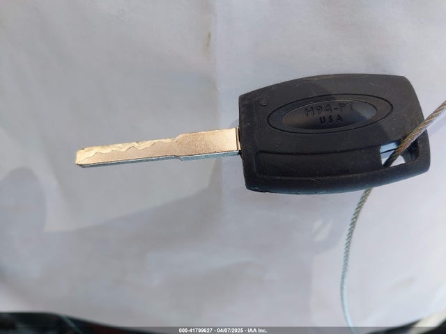 1FMCU0GX3FUA42616 Ford ESCAPE SE