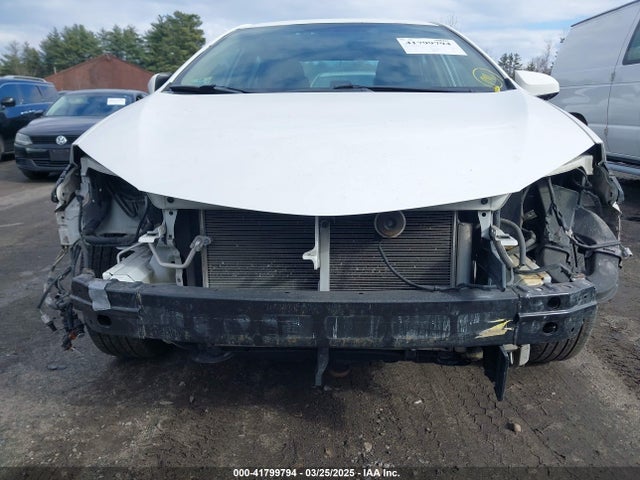 Toyota COROLLA LE 2015 5YFBURHE4FP209290 Image 6