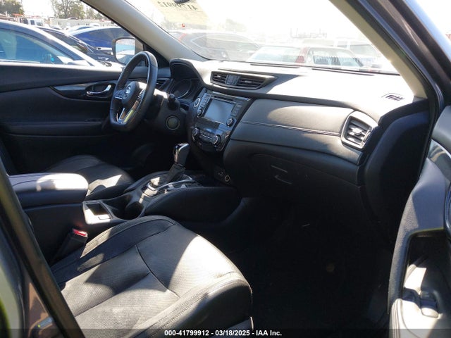 5N1AT2MVXKC793110 Nissan Rogue Sl