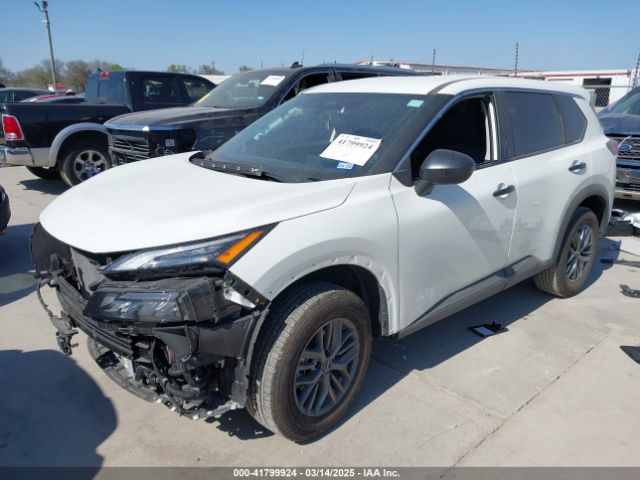 5N1BT3AA0SC767644 Nissan Rogue S Fwd