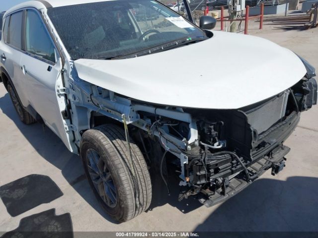 5N1BT3AA0SC767644 Nissan Rogue S Fwd