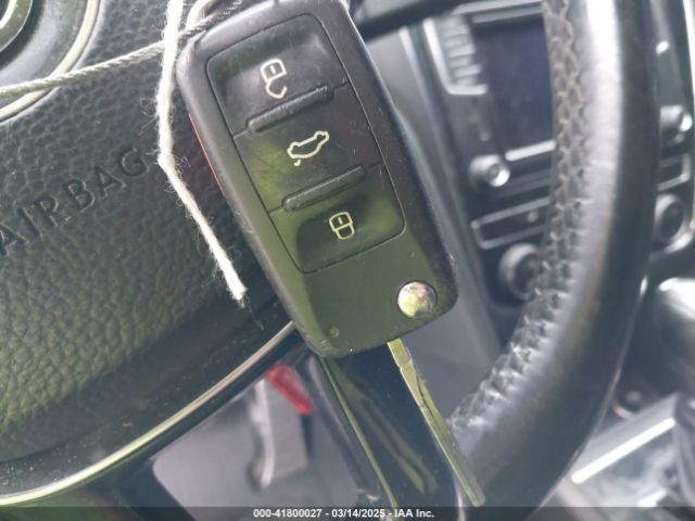 2018 VOLKSWAGEN PASSAT 1VWAA7A39JC007643 Photo 10