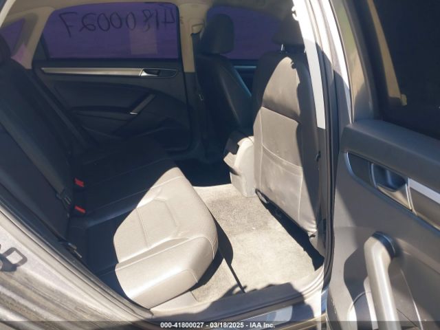 2018 VOLKSWAGEN PASSAT 1VWAA7A39JC007643 Photo 7