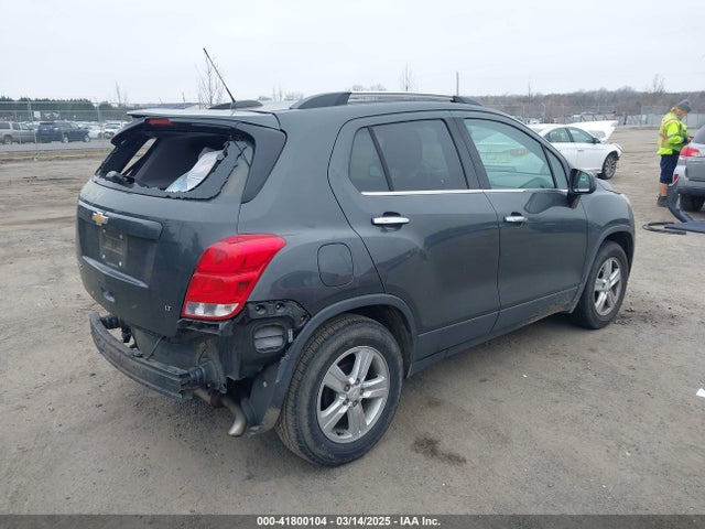3GNCJLSB2JL409509 Chevrolet Trax Lt