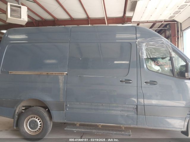WD4PF0CDXKP103244 Mercedes-Benz Sprinter 2500 High Roof V6/standard Roof V6