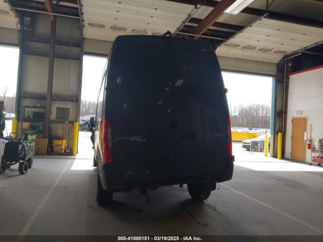 WD4PF0CDXKP103244 Mercedes-Benz Sprinter 2500 High Roof V6/standard Roof V6