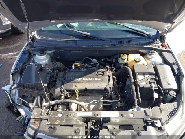 1G1PA5SH1E7467589 Chevrolet Cruze Ls Auto