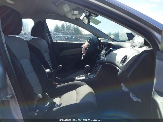 1G1PA5SH1E7467589 Chevrolet Cruze Ls Auto