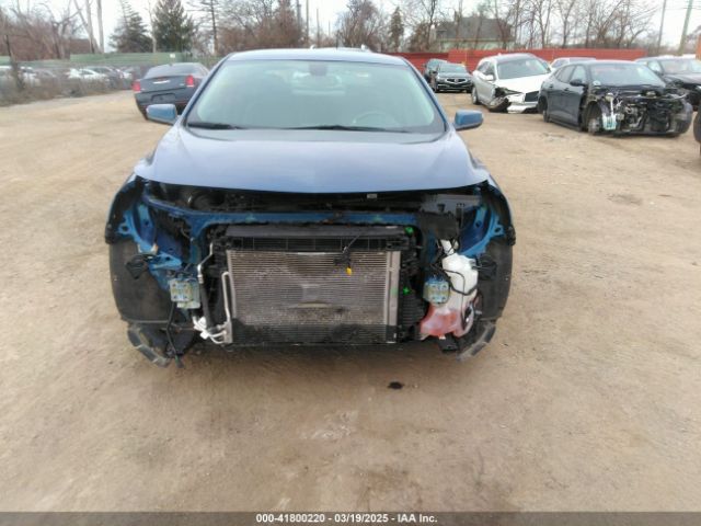 1G1ZE5SX6KF195532 Chevrolet Malibu Premier