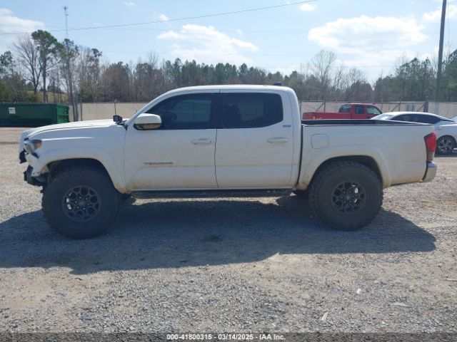 3TMCZ5AN9JM176375 Toyota Tacoma Sr5 V6