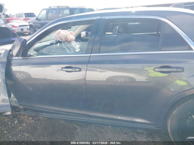 2C3CCAAG1HH621670 Chrysler 300 Limited
