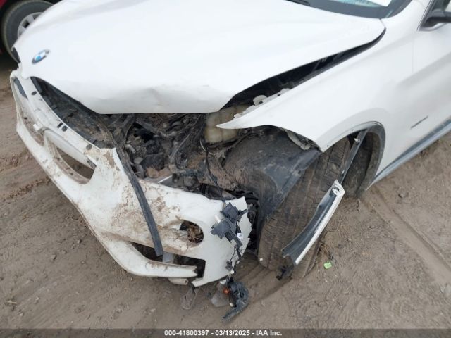 2018 BMW X1 WBXHT3C31J5K22765 Photo 5