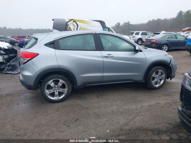 3CZRU6H33MM753158 Honda Hr-v Awd Lx