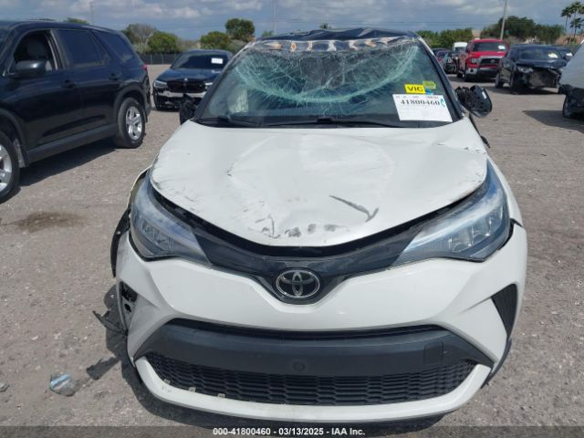 NMTKHMBX7LR109784 Toyota C-HR XLE