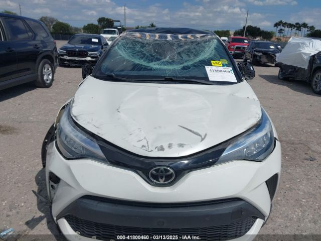 NMTKHMBX7LR109784 Toyota C-HR XLE