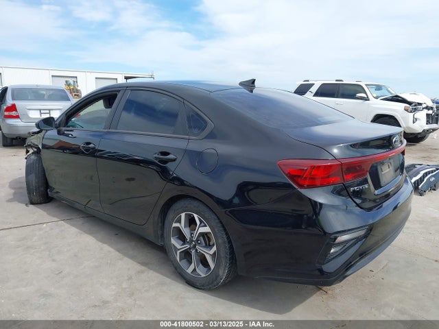 3KPF24AD6KE120442 KIA Forte Lxs