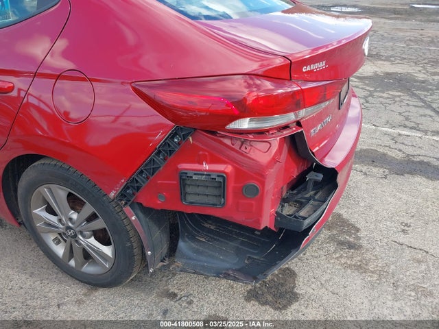 KMHD84LF3HU144627 Hyundai ELANTRA SE